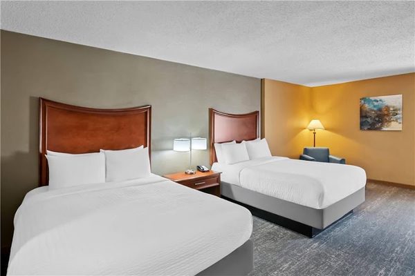 Clarion Inn