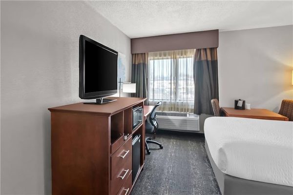 Clarion Inn
